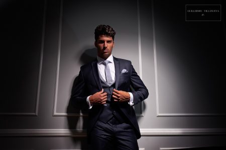 trajes de novio en Lugo España Chaqué corto de cuadros azul Guillermo Villanueva