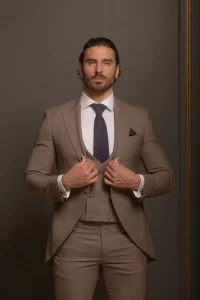 elegir el traje de novio perfecto, fotos de novios