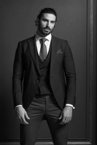 trajes de novio elegantes guillermo villanueva tendencias en moda traje de novio 2026