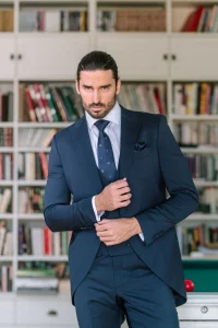 trajes elegantes para novios guillermo villanueva trajes de novio 2026