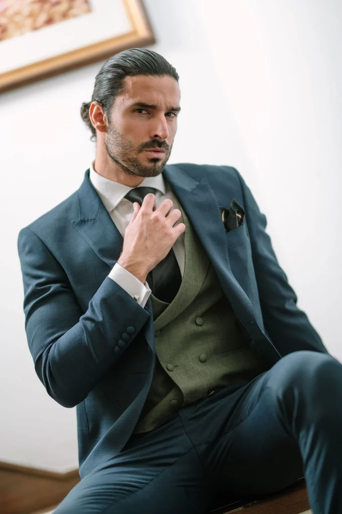 Soluco 2026 chaqué corto azul con chaleco verde